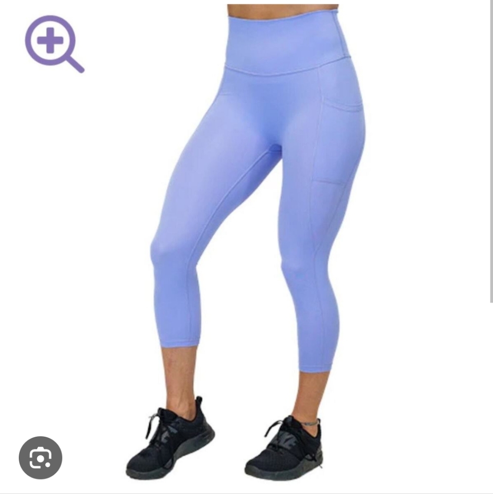 NEVER WORN CVG lilac cropped leggings. retired print. pockets